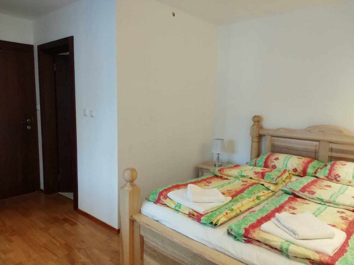 Apartments & Restaurant Abas Plav Habitación foto
